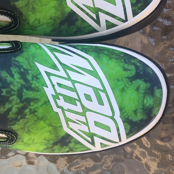 Mountain Dew Men's Slip On Sneakers - Picture 2 of 13